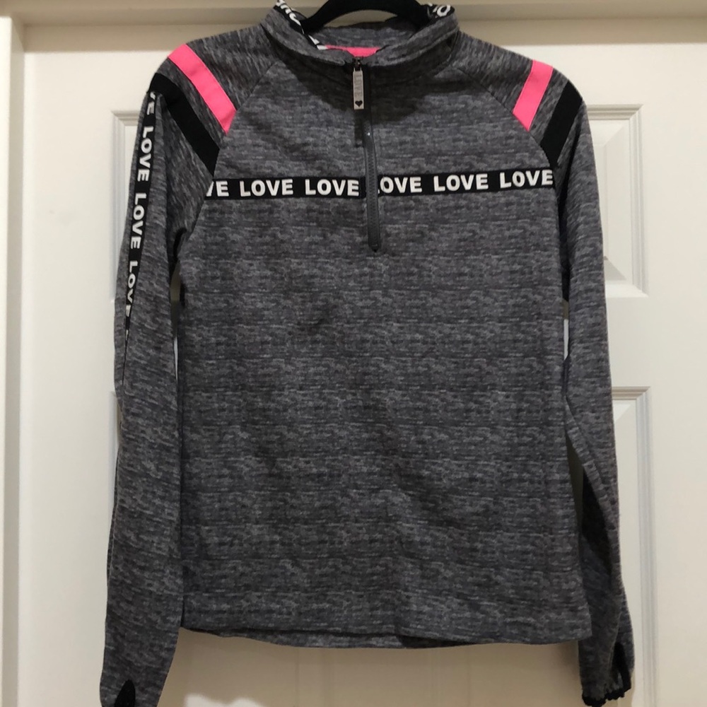 Thrill 94 Love Sweatshirt Size XL